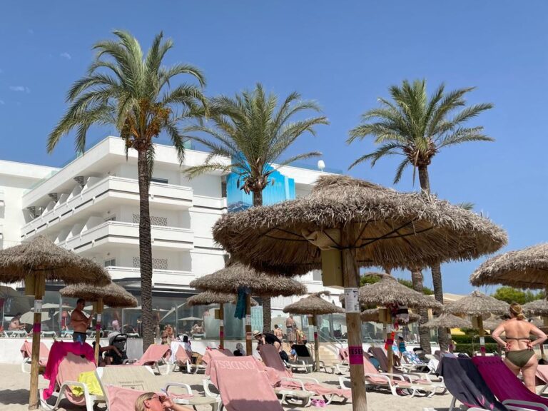 Playa Turismo Mallorca Imagen © ibeconomiacom 2023