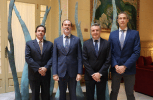 Imágenes - © Parlament de les Illes Balears De izquierda a derecha, Edwin Rodriguez, Gabriel Le Senne, José Antonio de Paz y Pablo Partida.