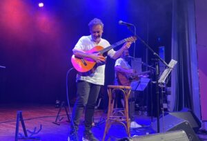 Santi Balmes de Love of lesbian Imagen © Ibeconomia.com 2024