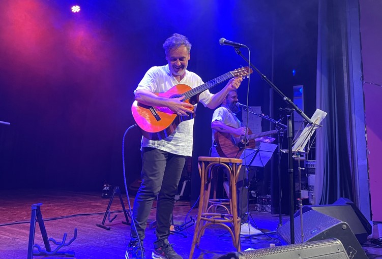 Santi Balmes de Love of lesbian Imagen © Ibeconomia.com 2024