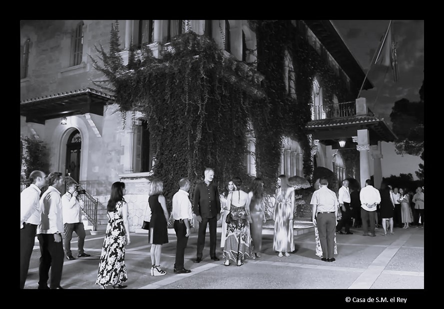 Instantes del besamanos a la Familia Real en el Palacio de Marivent © Casa de S.M. el Rey
