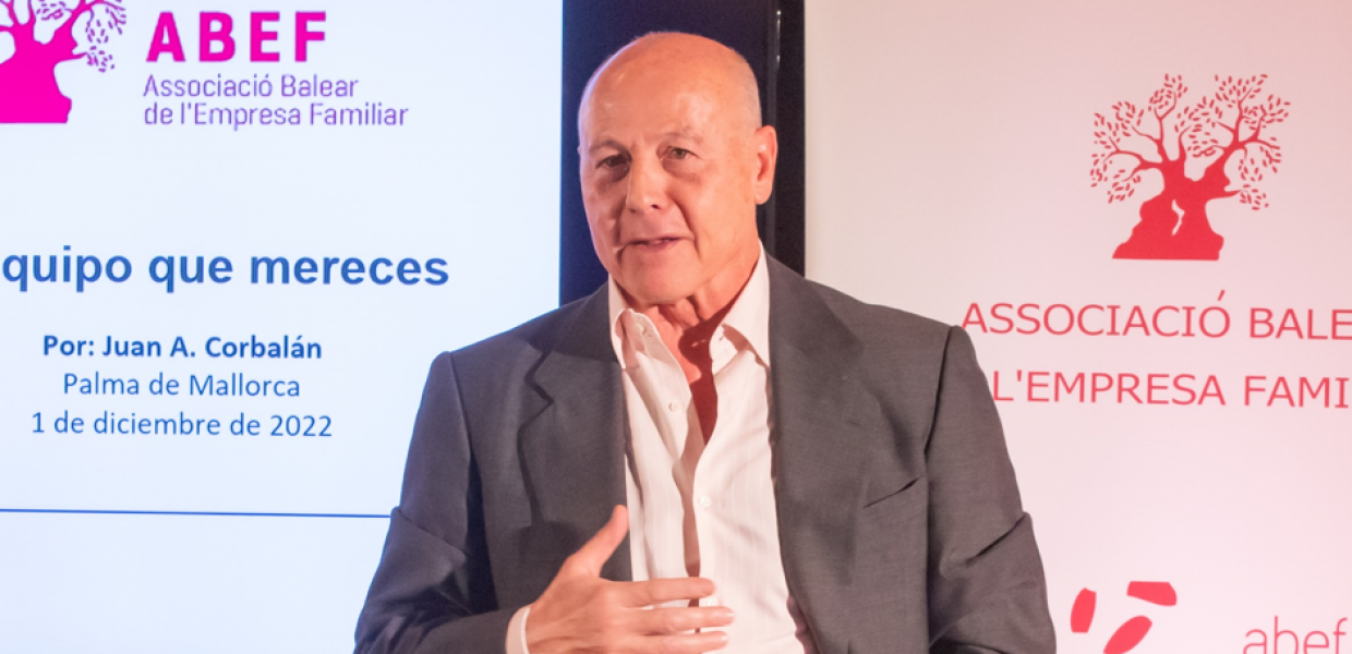 Juan A. Corbalán Exbalocentista y médico para ibeconomiacom