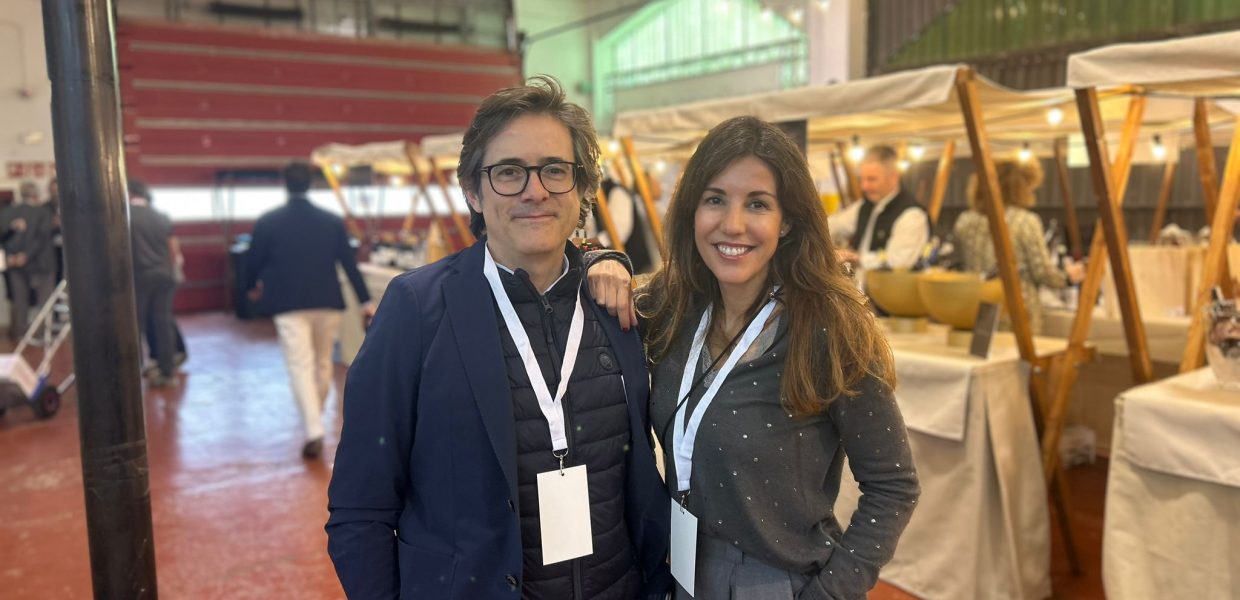 Silvina Rullán junto a Carlos Cordero