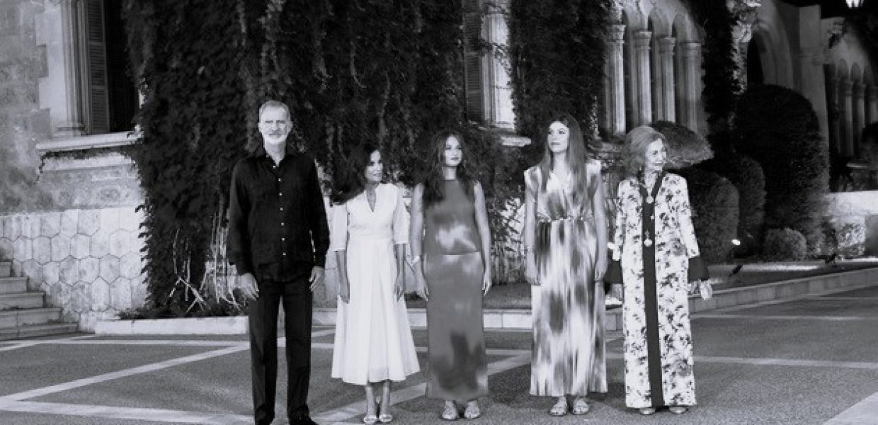 Recepción anual de la Familia Real en el Palacio de Marivent © Casa de S.M. el Rey
